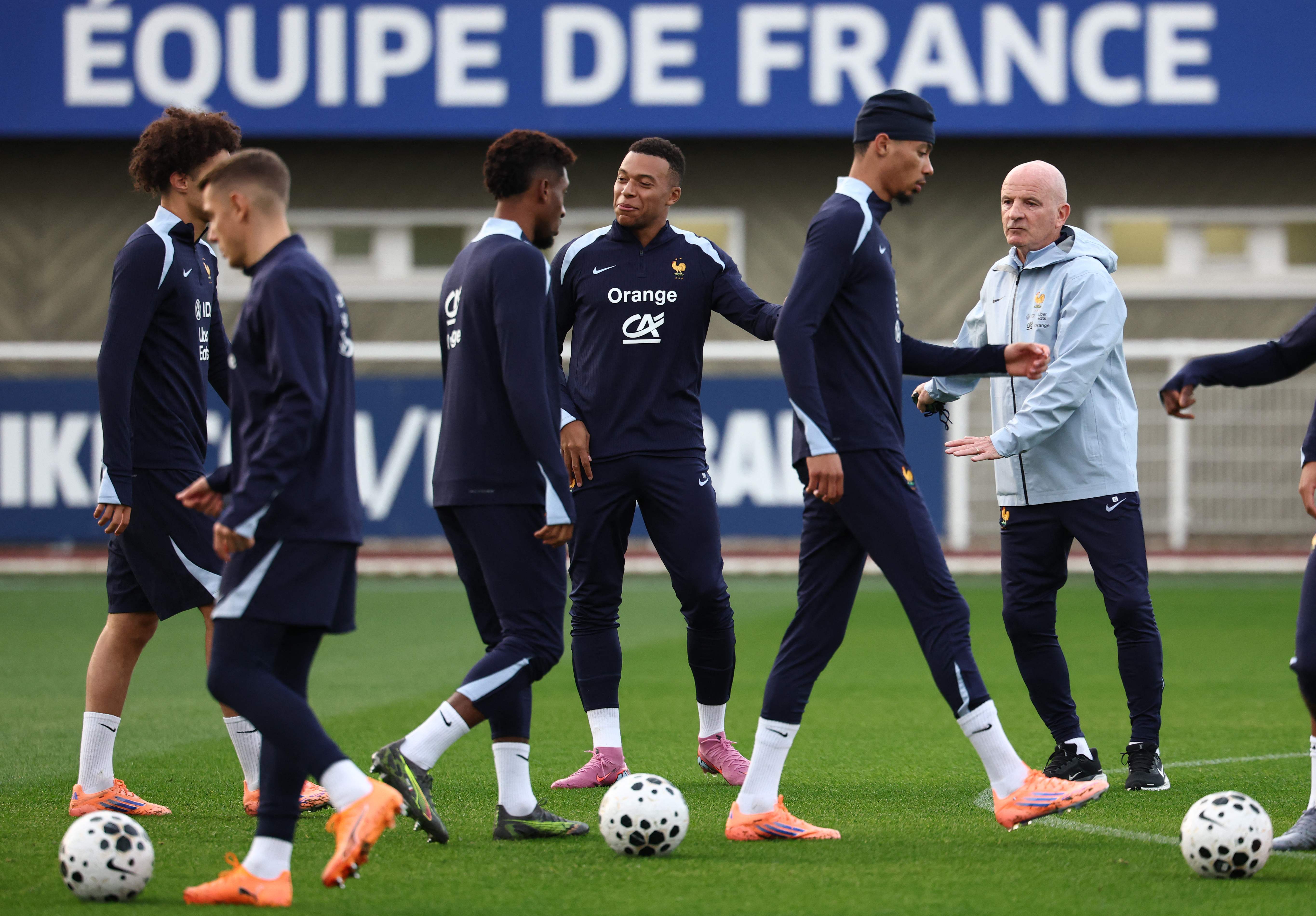 法甲倒计时，葡萄牙体育窗口期手感冰凉，细节引发关注，压力陡增，球队文化再被提及的简单介绍-开云体育服务